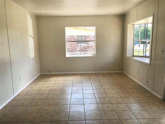 4th image of 2466 Avenue A SW
