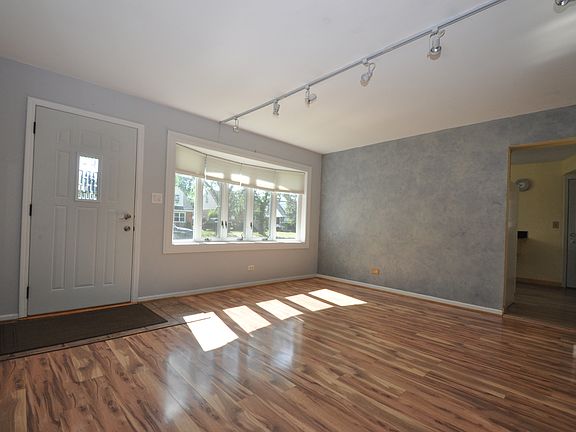 2nd image of 3118 Sarah St