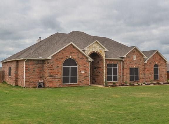 4th image of 113 Courtney Cir
