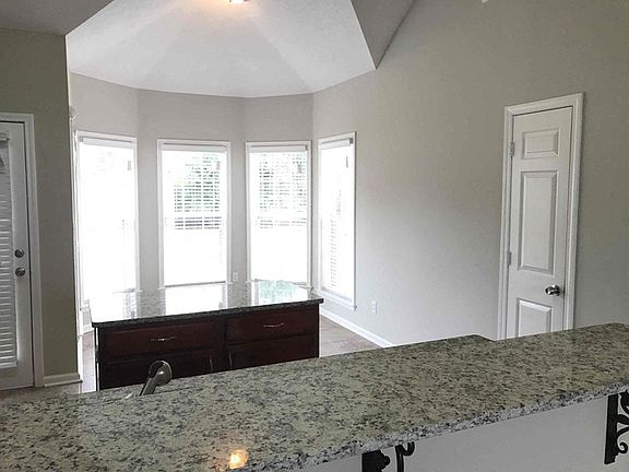 5th image of 5512 Brook Shade Ln