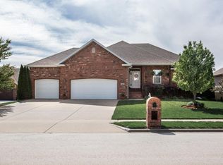 435 S Prairie Ln, Republic, MO 65738