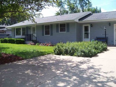 225 W Zeller St, North Liberty, IA, 52317