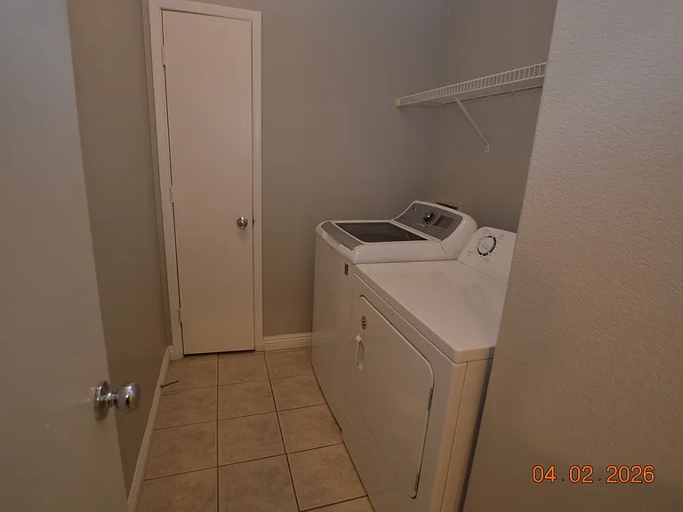6796 Oak Mist St — Photo 4