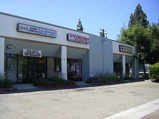 3rd image of 3194 De La Cruz Blvd