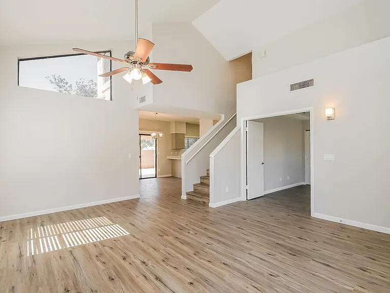 1338 N Brittany Ln — Photo 7