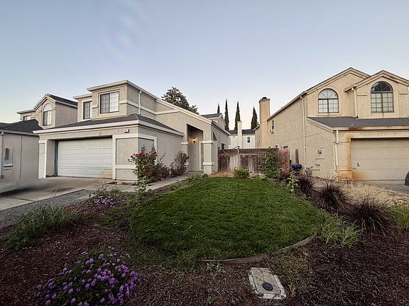2nd image of 661 Mockingbird Ln