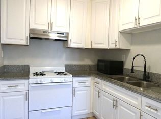 340-342 W 10th St #946-956, Long Beach, CA 90813