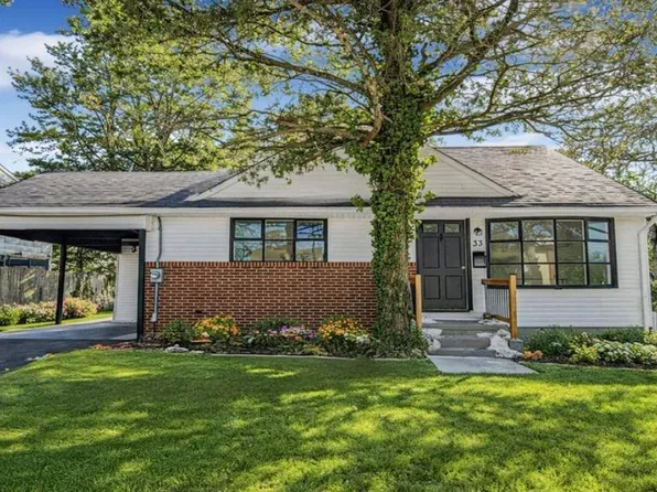 33 Green Twig Dr, Toms River, NJ 08753