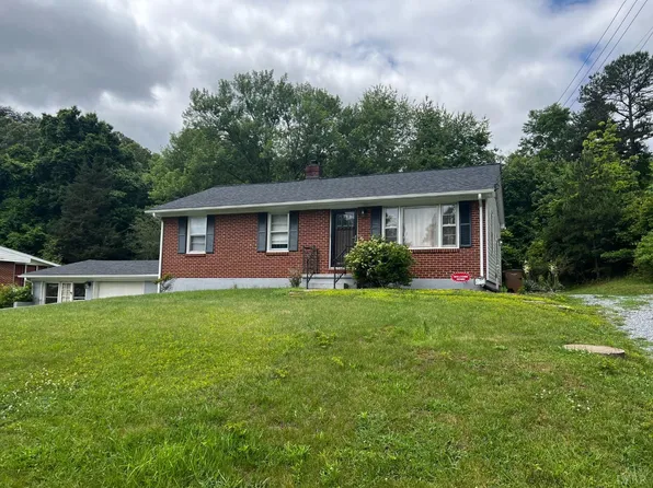 210 Frazier Rd, Altavista, VA 24517