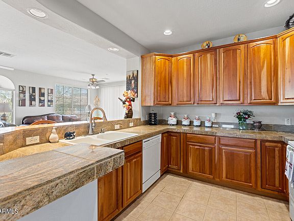 3rd image of 10655 N 9TH Street #233