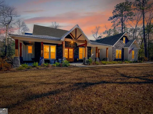 333 Bluffs Lndg, Waverly, GA 31565