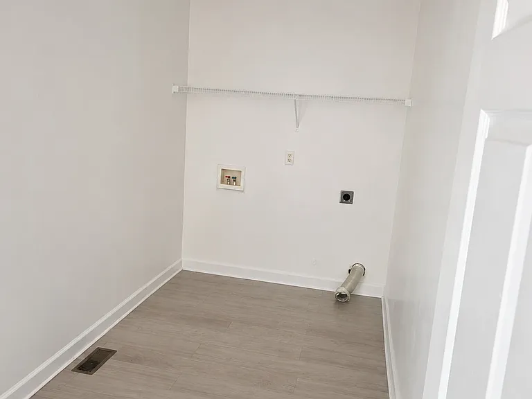 825 Stoneglen Ct — Photo 11
