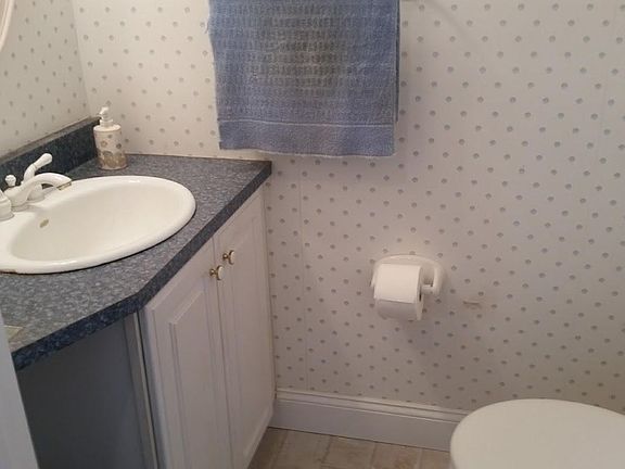 5th image of 339 Laporte Ct