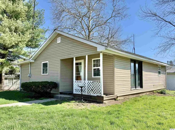 202 Plum St, Danville, OH 43014