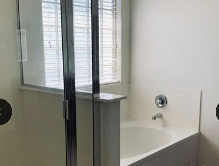 17409 W Woodlands Ave — Photo 4