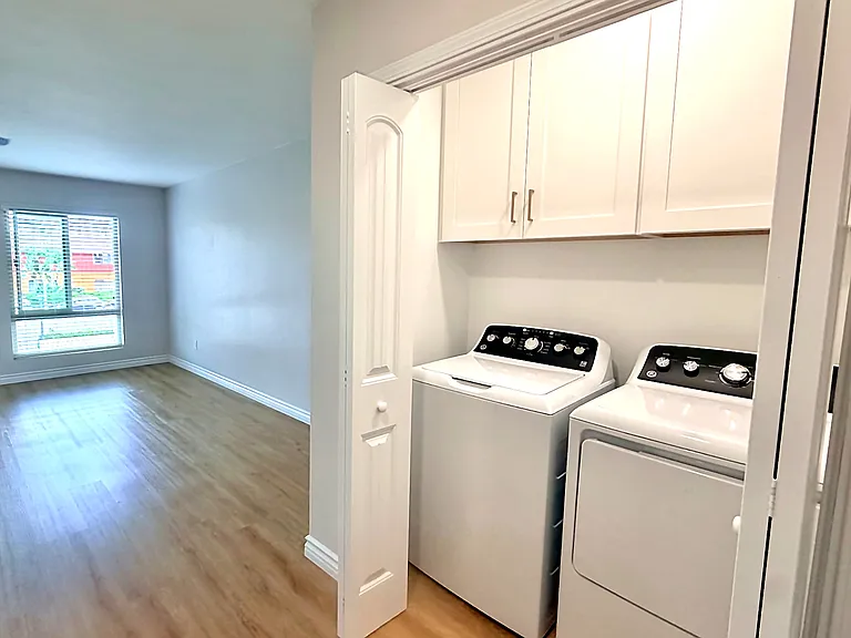 669 F St #21 — Photo 6
