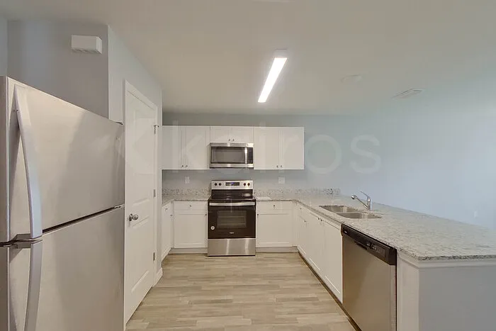 2830 NW 11th St — Photo 3