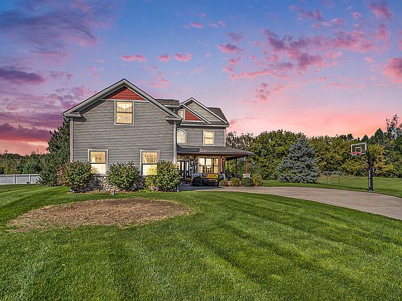 3rd image of 3559 Wildgrass Ln