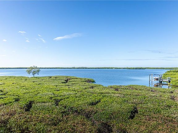 3rd image of 16663 Seagull Bay Ct W