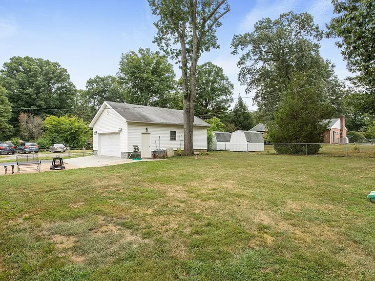 4533 Haymarket Ln — Photo 13