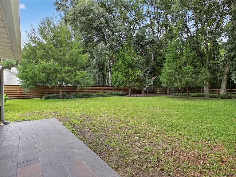 3520 Clifden Dr — Photo 64