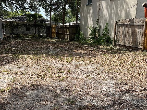 4th image of 8308 N 11th St