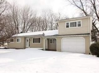 165 Lincoln Ave, Deer Park, NY 11729