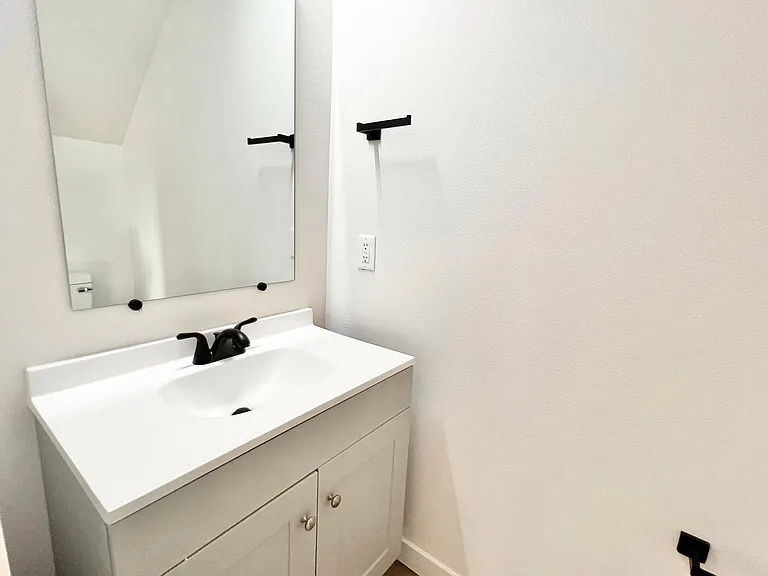 L0529 - Drummond Townhomes 2 — Photo 14