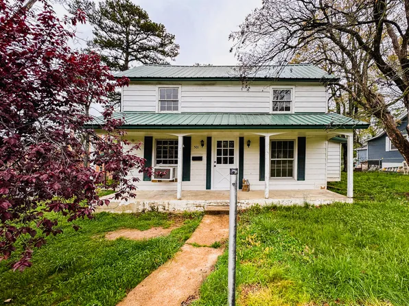 501 N Walnut Street, Willow Springs, MO 65793