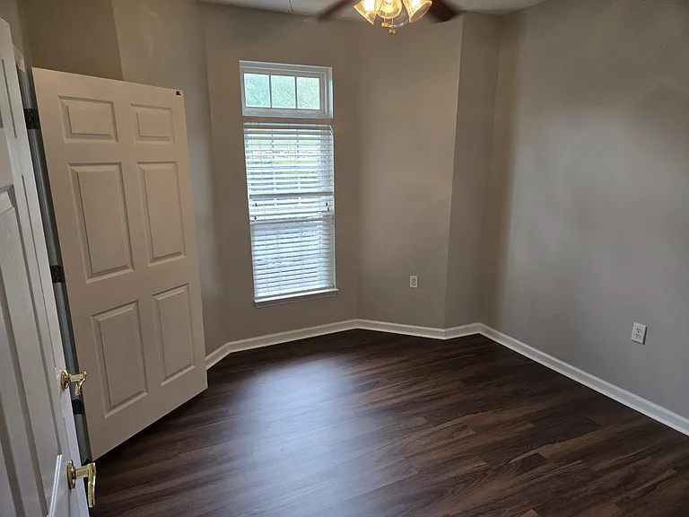3005 Greystone Point #A — Photo 5