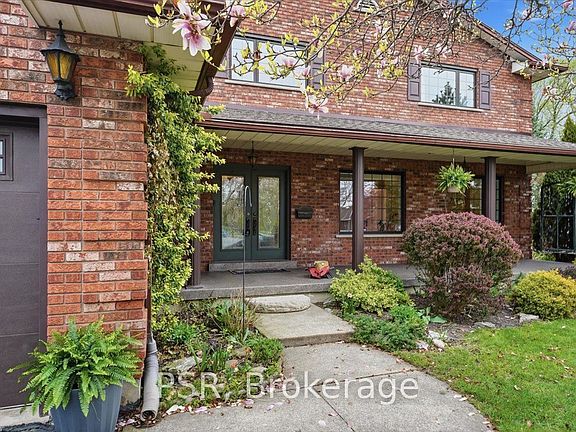 4th image of 76 Walts St