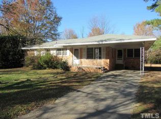 108 Cloverdale Dr, Clayton, NC 27520