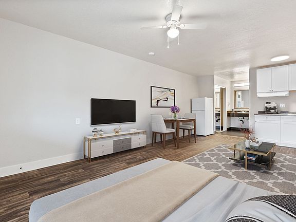 4th image of 588 N Mollison Ave #210