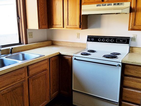 5th image of 1520 W Koch St APT 4