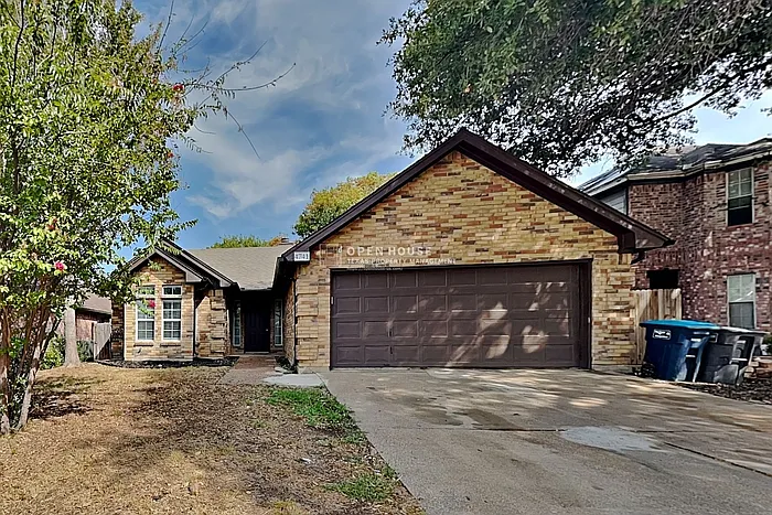 3 bed, 2.0 bath, 1588 sqft, $2,090 — Photo 1