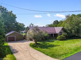 6031 Woodcrest Ave NE, Canton, OH 44721