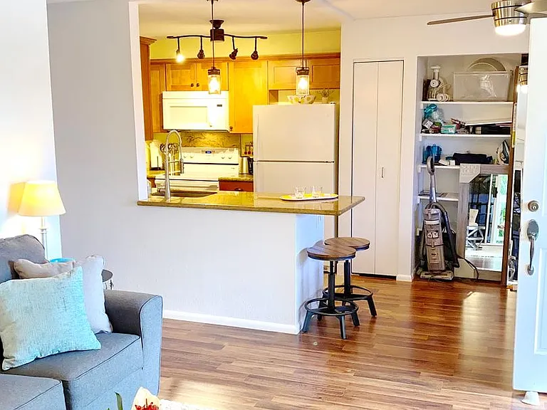 160 Keonekai Rd #3-204 — Photo 3