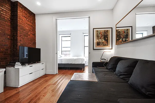 Rented by Compass | media 2