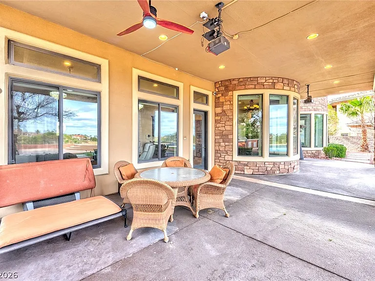 1581 Villa Rica Dr — Photo 32