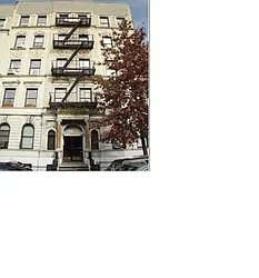 157 West 105th Street in Manhattan Valley