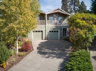 427 Maxs Pl, Hood River, OR 97031