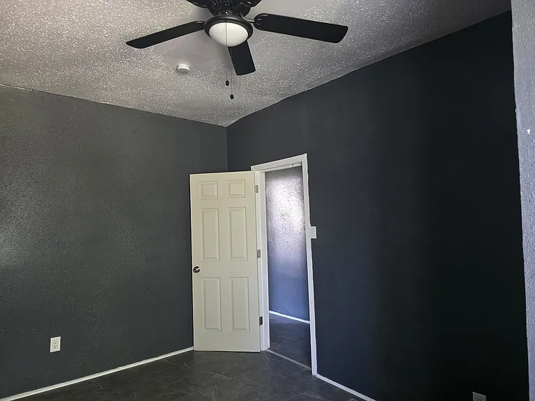 5608 Wabada Ave — Photo 9