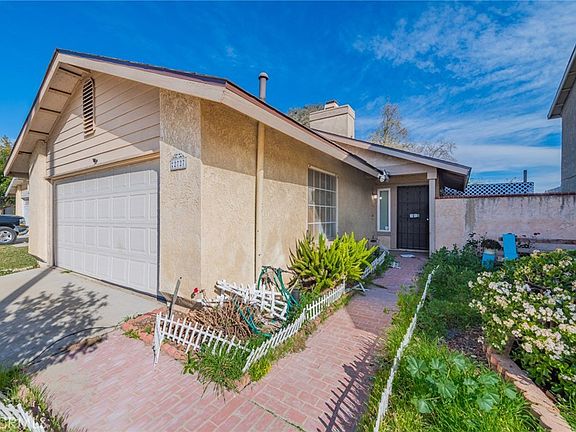 3rd image of 2727 Eagle Creek Pl