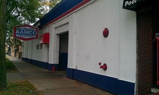 1st image of 5650 N Western Ave