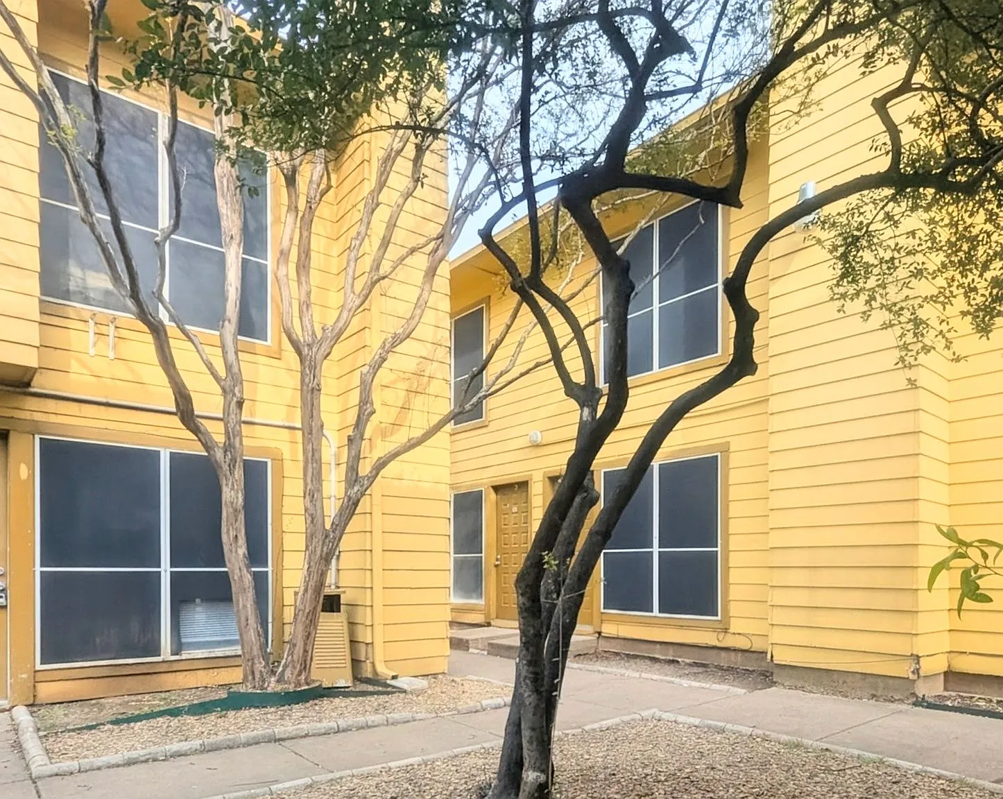 Prairie Hills Townhomes Spacious 1 & 2 Bedroom Townhomes + Half Month OFF First Month! — Photo 4