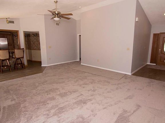 4th image of 5802 98th Ave