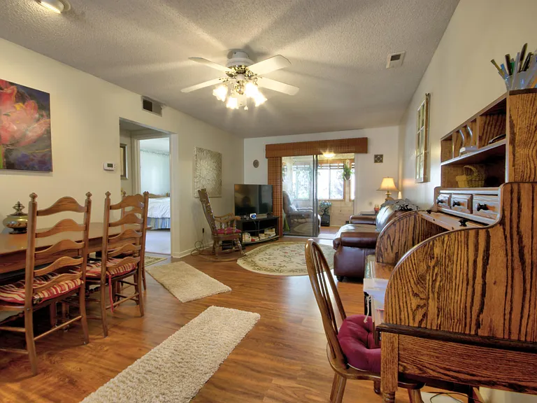 49 Lake Dr #1-M5 — Photo 7