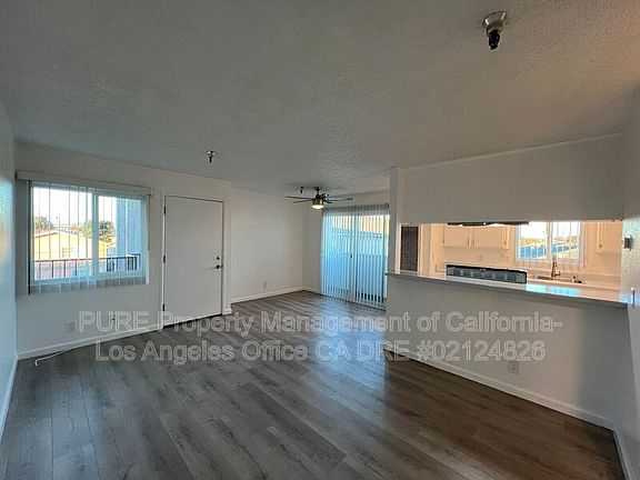 2nd image of 11610 Oxford Ave APT 8