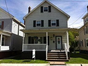 2nd image of 476 Park Ave