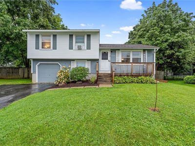 7388 Oakpost Rd, Liverpool, NY, 13088